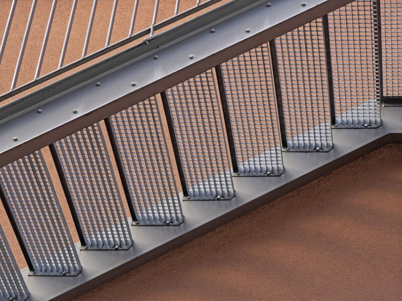 Steel Grating Stair Treads _ Steel Stair Steps Steel Grating _Stair Treads Manufacturer