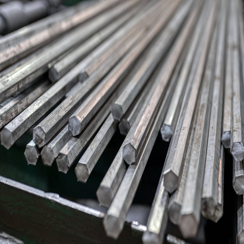 Chinese suppliers offer carbon steel alloys, chrome-plated carbon steel round and flat bars, including C45, AISI 1045, and 4140, chrome-plated carbon steel round and flat bars.